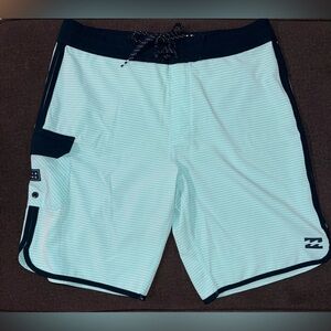 Billabong platinum X boardshorts